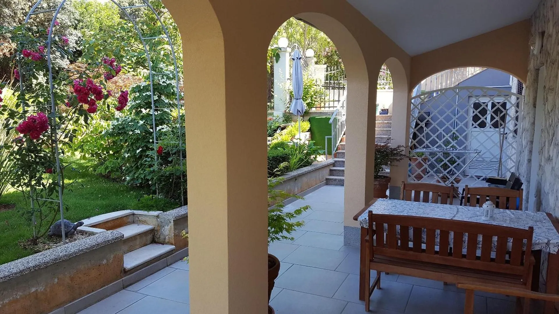 Apartment 2 Zimmerwohnung Fuer 3 Personen Banjole Croatia